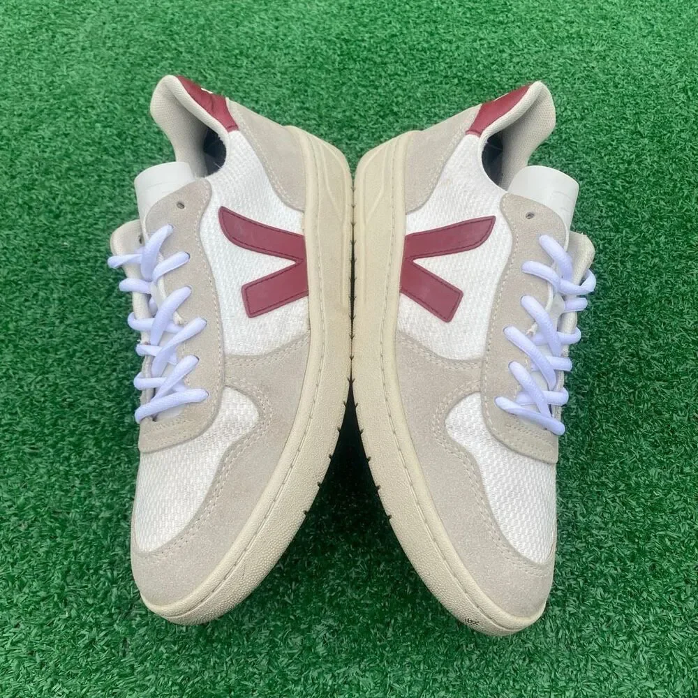 VEJA V-10 - Women’s Sneakers Shoes - SIZE 9